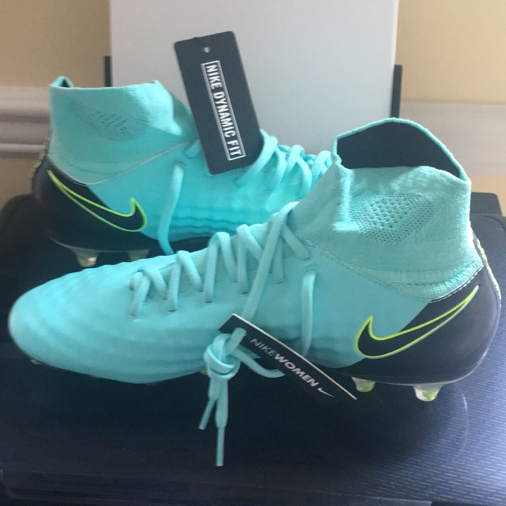Nike Magista Soccer Cleats size 9.5